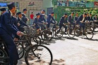 Les Champêtres de Générik Vapeur mettent la pagaille dans la ville au Festival international du mime de Périgueux, mardi 3 août à 18h