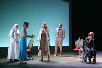 Soudain l'été dernier de de Tennessee Williams le samedi 17 juillet au Jardin des Enfeux à Sarlat (photo Laurencine Lot)