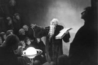 Projection d’un film muet Faust de Friedrich Wilhem Murnau sur un accompagnement musical dans le chœur de la Cathédrale d’Eric Lebrun à l’orgue vendredi 9 septembre à Sarlat dans le festival du Périgord noir