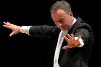 Paul Agnew dirige l'ensemble Les Arts florissants dimanche 5 septembre, collégiale Saint-Martin de Brive à 18h dans le festival du Périgord noir