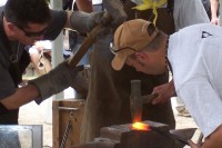 Montez votre couteau avec les artisans de Confrérie du couteau de Tié