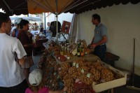 Marché des producteurs du parc naturel Périgord-Limousin pour la 15e Fête du couteau