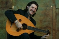 Musiques gitanes et orientales avec le Trio Titi Robin vendredi 12 août, église de Tayac aux Eyzies à 21h dans le festival Musique en Périgord