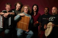 Titi Robin Sextet jeudi 2 août, cloitre des Récollets à Bergerac à 21h